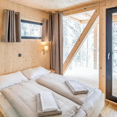 Four Bedroom Holiday In Pichl Schladming